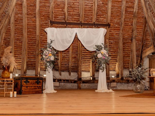 Le mariage de Hugo et Léa à Chareil-Cintrat, Allier 3
