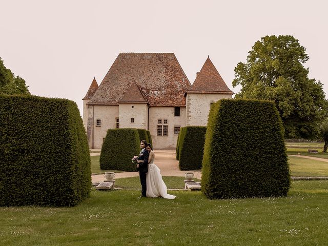Le mariage de Hugo et Léa à Chareil-Cintrat, Allier 11