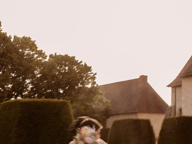 Le mariage de Hugo et Léa à Chareil-Cintrat, Allier 12