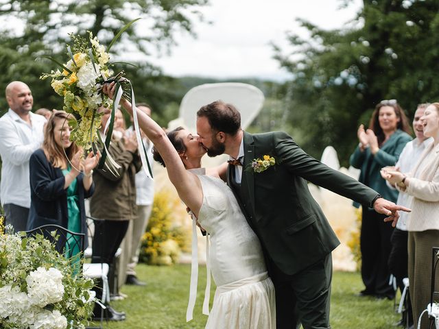Le mariage de Julien et Julie à Lemps, Ardèche 32