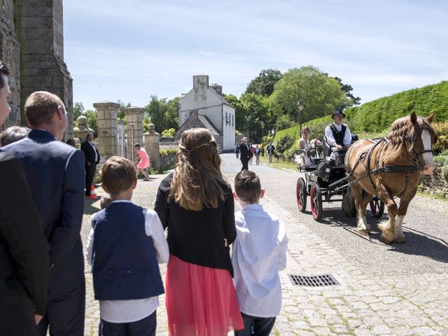 Le mariage de Christopher et Sandrine à Minihy-Tréguier, Côtes d&apos;Armor 17