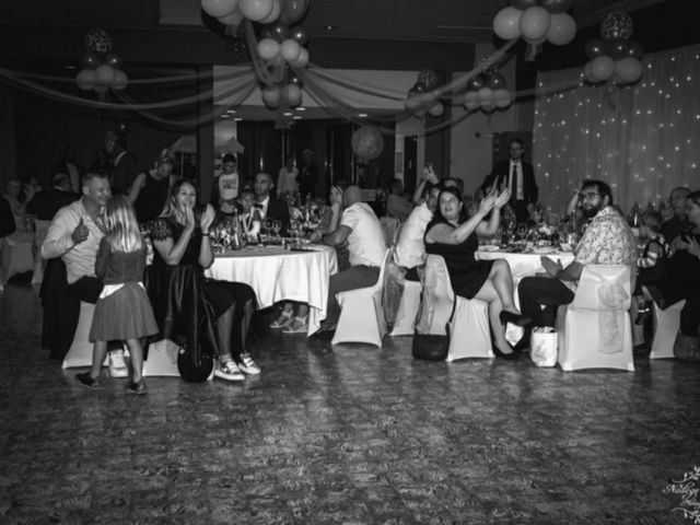 Le mariage de Gary  et Delphine  à Thumeries, Nord 42