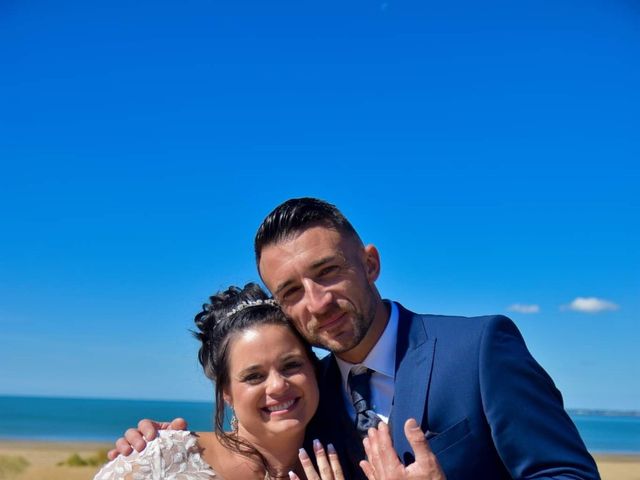 Le mariage de Torchard  et Bettina  à Saint-Père-en-Retz, Loire Atlantique 1