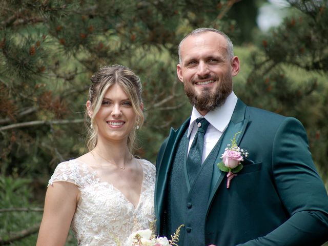 Le mariage de Louis et Agathe à Teyssode, Tarn 10