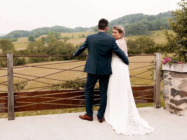 Le mariage de Adrien et Allison à Saint-Étienne-Cantalès, Cantal 18