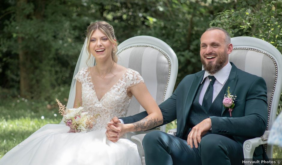 Le mariage de Louis et Agathe à Teyssode, Tarn