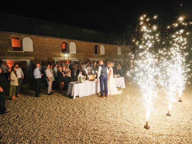 Le mariage de Robin et Céline à Cayeux-sur-Mer, Somme 32