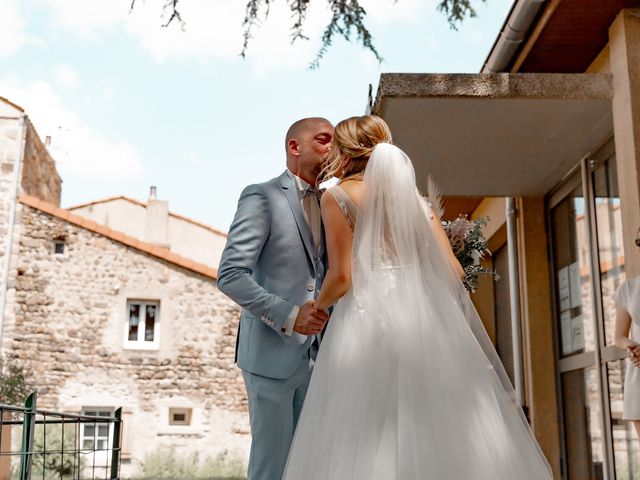 Le mariage de Stephane et Marine à Aydat, Puy-de-Dôme 4