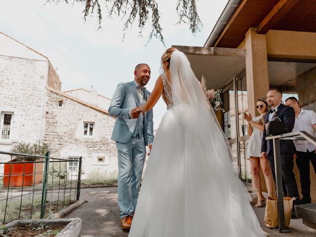 Le mariage de Stephane et Marine à Aydat, Puy-de-Dôme 5