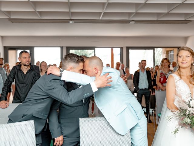 Le mariage de Stephane et Marine à Aydat, Puy-de-Dôme 10