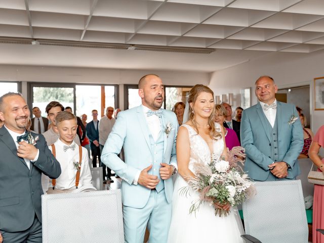 Le mariage de Stephane et Marine à Aydat, Puy-de-Dôme 12