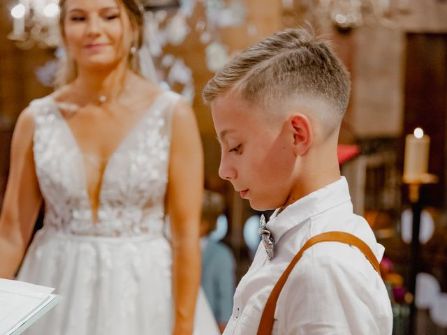 Le mariage de Stephane et Marine à Aydat, Puy-de-Dôme 37