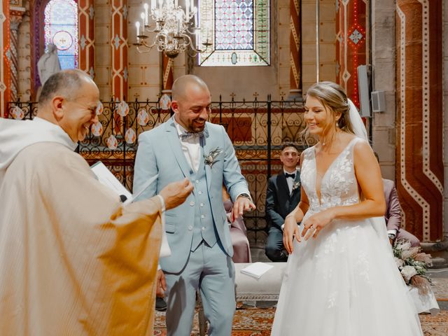 Le mariage de Stephane et Marine à Aydat, Puy-de-Dôme 41