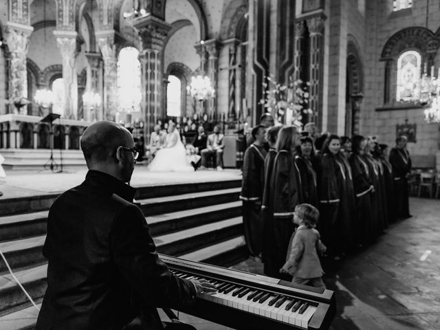 Le mariage de Stephane et Marine à Aydat, Puy-de-Dôme 49