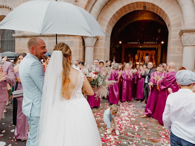 Le mariage de Stephane et Marine à Aydat, Puy-de-Dôme 62