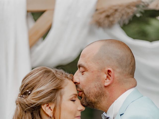 Le mariage de Stephane et Marine à Aydat, Puy-de-Dôme 66