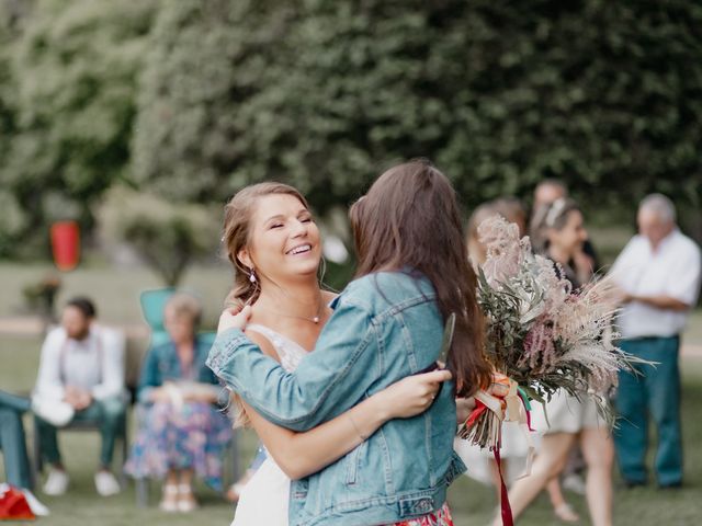 Le mariage de Stephane et Marine à Aydat, Puy-de-Dôme 90