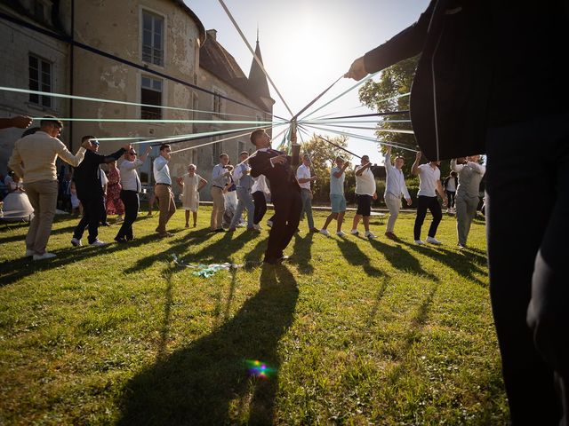 Le mariage de Thomas et Anaël à Les Riceys, Aube 63