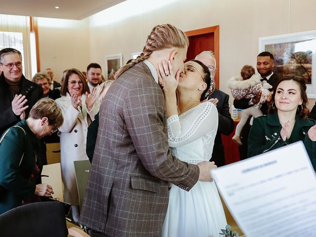 Le mariage de Hanthony et Héléna à Helstroff, Moselle 6