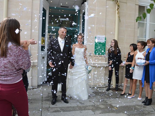 Le mariage de Alexander et Peggy à La Suze-sur-Sarthe, Sarthe 7