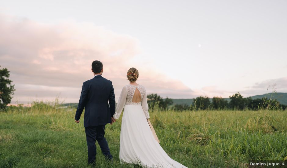 Le mariage de Benjamin et Manon à Véranne, Loire