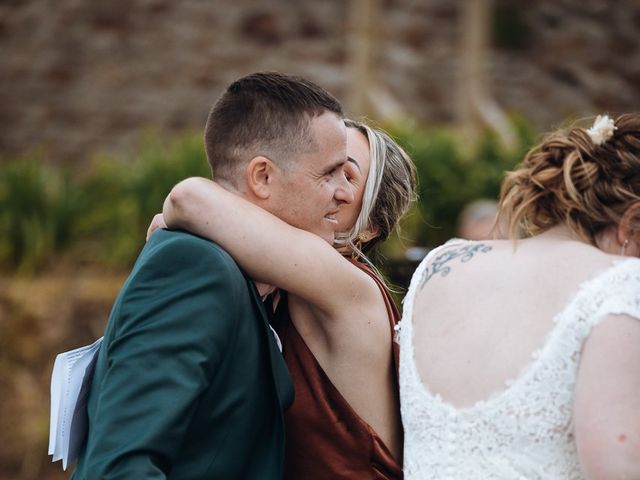 Le mariage de Romain et Manon à Tréglonou, Finistère 9