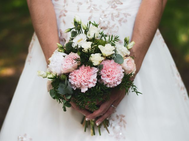 Le mariage de Olivier et Christelle à Bonnemain, Ille et Vilaine 16