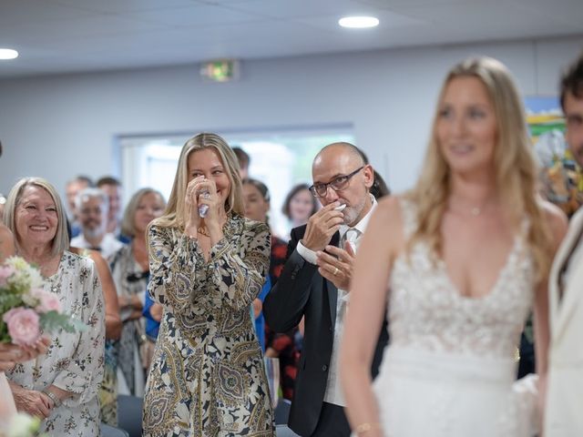 Le mariage de Mathieu et Laura à Saint-Gély-du-Fesc, Hérault 26