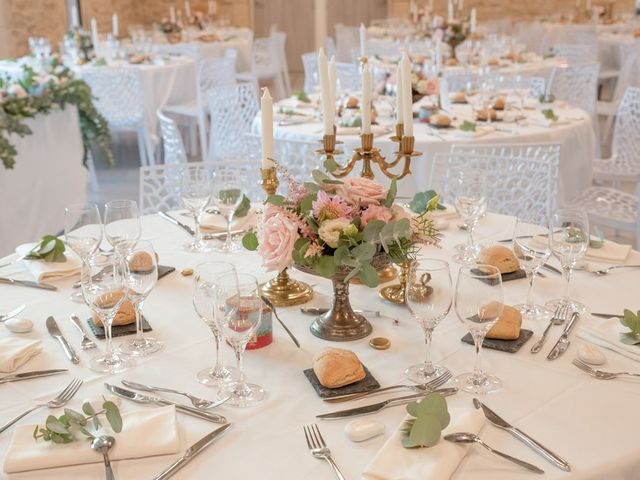 Le mariage de Mathieu et Laura à Saint-Gély-du-Fesc, Hérault 59