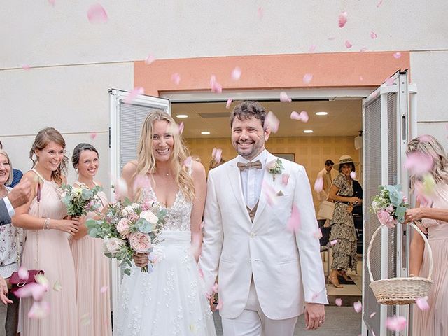 Le mariage de Mathieu et Laura à Saint-Gély-du-Fesc, Hérault 29