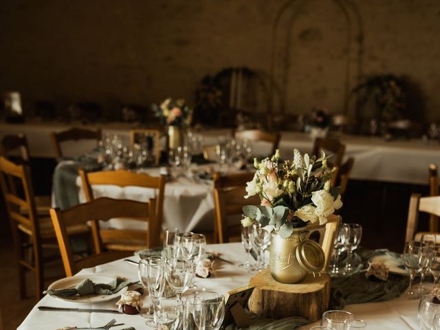 Le mariage de Thibault  et Marion à Vendoeuvres, Indre 16