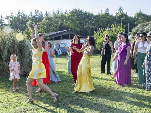 Le mariage de Maxime et Amandine à Fyé, Sarthe 15