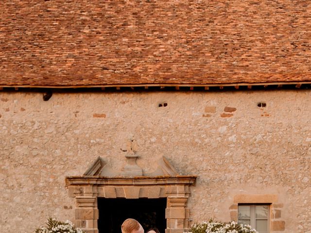 Le mariage de Charles et Albane à Neuvy, Allier 8