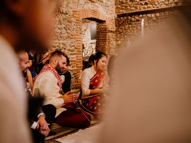 Le mariage de Adrian et Vinisa à Saint-Cyprien, Pyrénées-Orientales 21