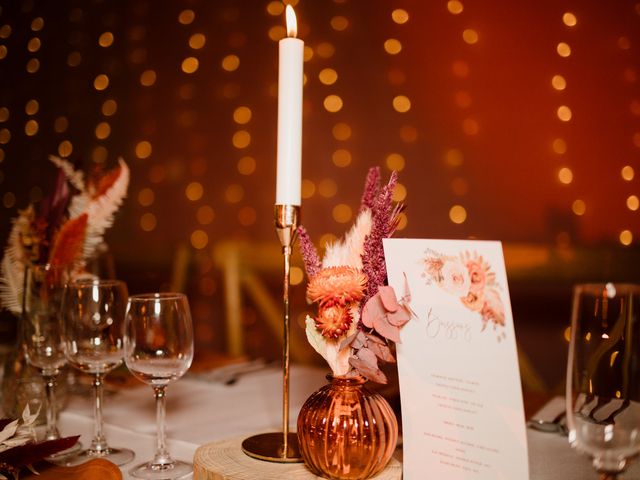 Le mariage de Adrian et Vinisa à Saint-Cyprien, Pyrénées-Orientales 27