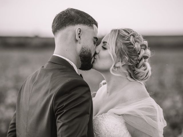 Le mariage de Romain et Anais à Canet-En-Roussillon, Pyrénées-Orientales 74