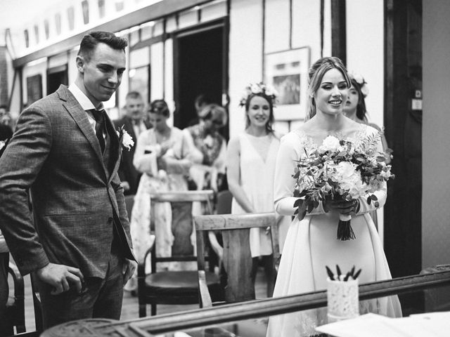 Le mariage de Anne-Fleur et David à Mirepoix, Ariège 29