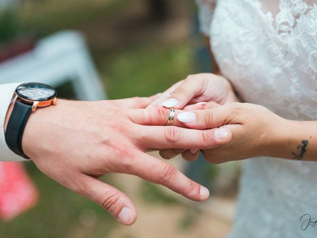 Le mariage de Romain et Doralie à Broyes, Marne 5