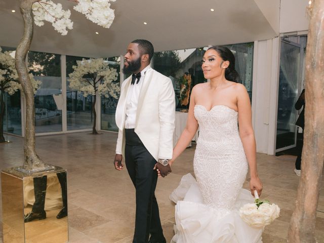 Le mariage de Arnold et Sandra à Le Coudray-Montceaux, Essonne 16