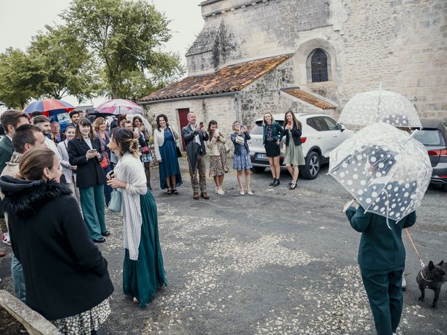 Le mariage de Cyrielle et Fanny à Landrais, Charente Maritime 1