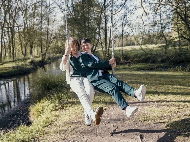 Le mariage de Cyrielle et Fanny à Landrais, Charente Maritime 13