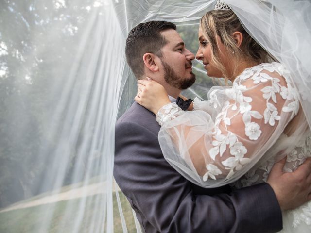 Le mariage de Toni et Elodie à Brantôme en Périgord, Dordogne 10