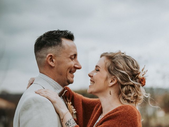 Le mariage de David et Victoire à Moissat, Puy-de-Dôme 1