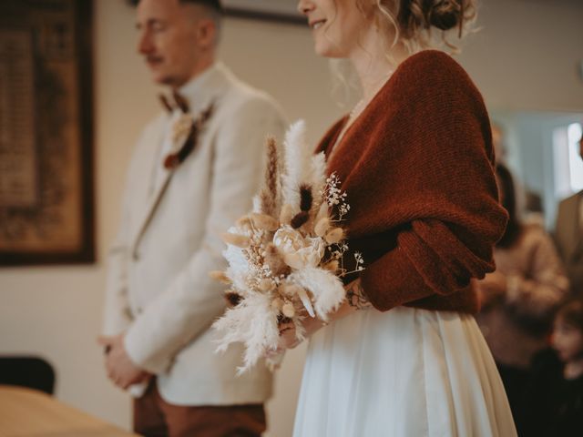 Le mariage de David et Victoire à Moissat, Puy-de-Dôme 13