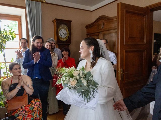 Le mariage de Benjamin et Sarah à Saint-Victurnien, Haute-Vienne 17