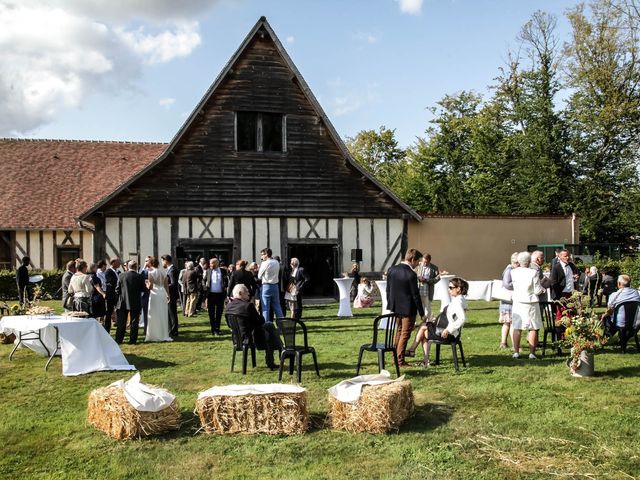 Le mariage de Martin et Agathe à La Ferté-Frênel, Orne 17