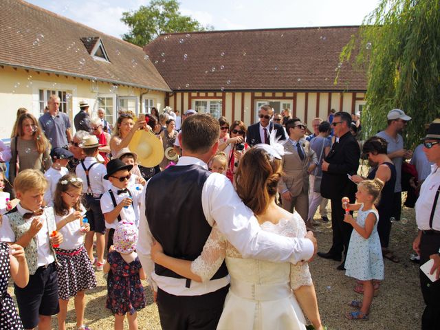 Le mariage de Donatien et Coralie à Thury-Harcourt, Calvados 33