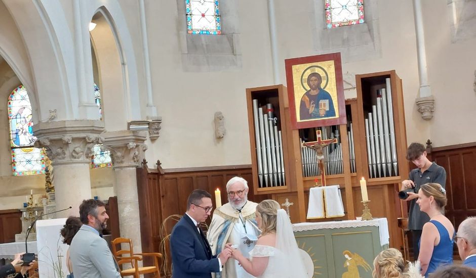 Le mariage de Anthony et Laura à Saint-Julien, Côte d'Or