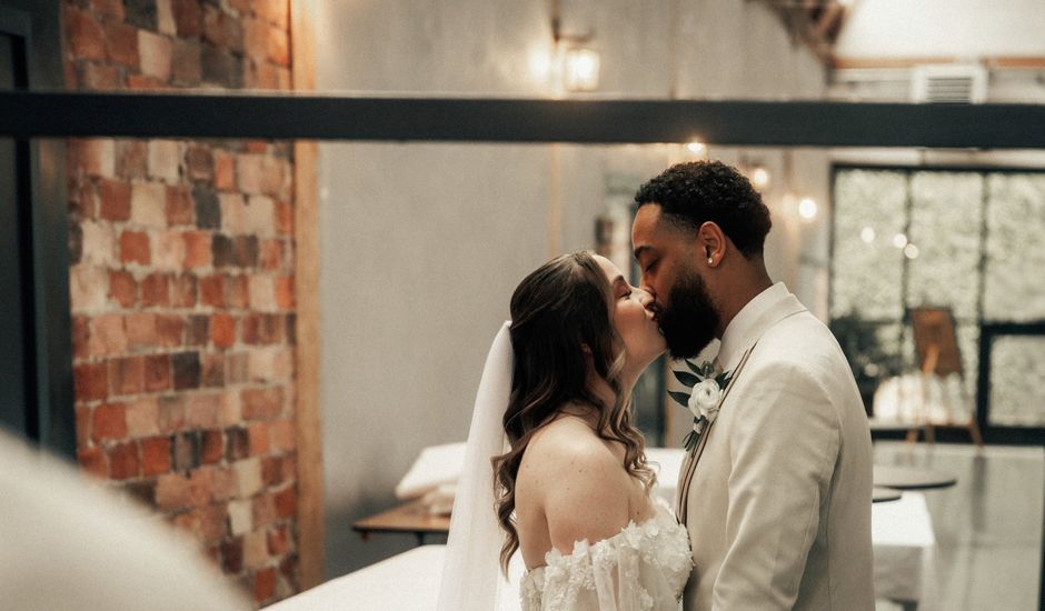 Le mariage de Malard et Anais à Bourg-de-Thizy, Rhône