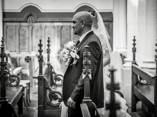 Le mariage de Yoann et Aurélie à Saint-Martin-la-Plaine, Loire 8